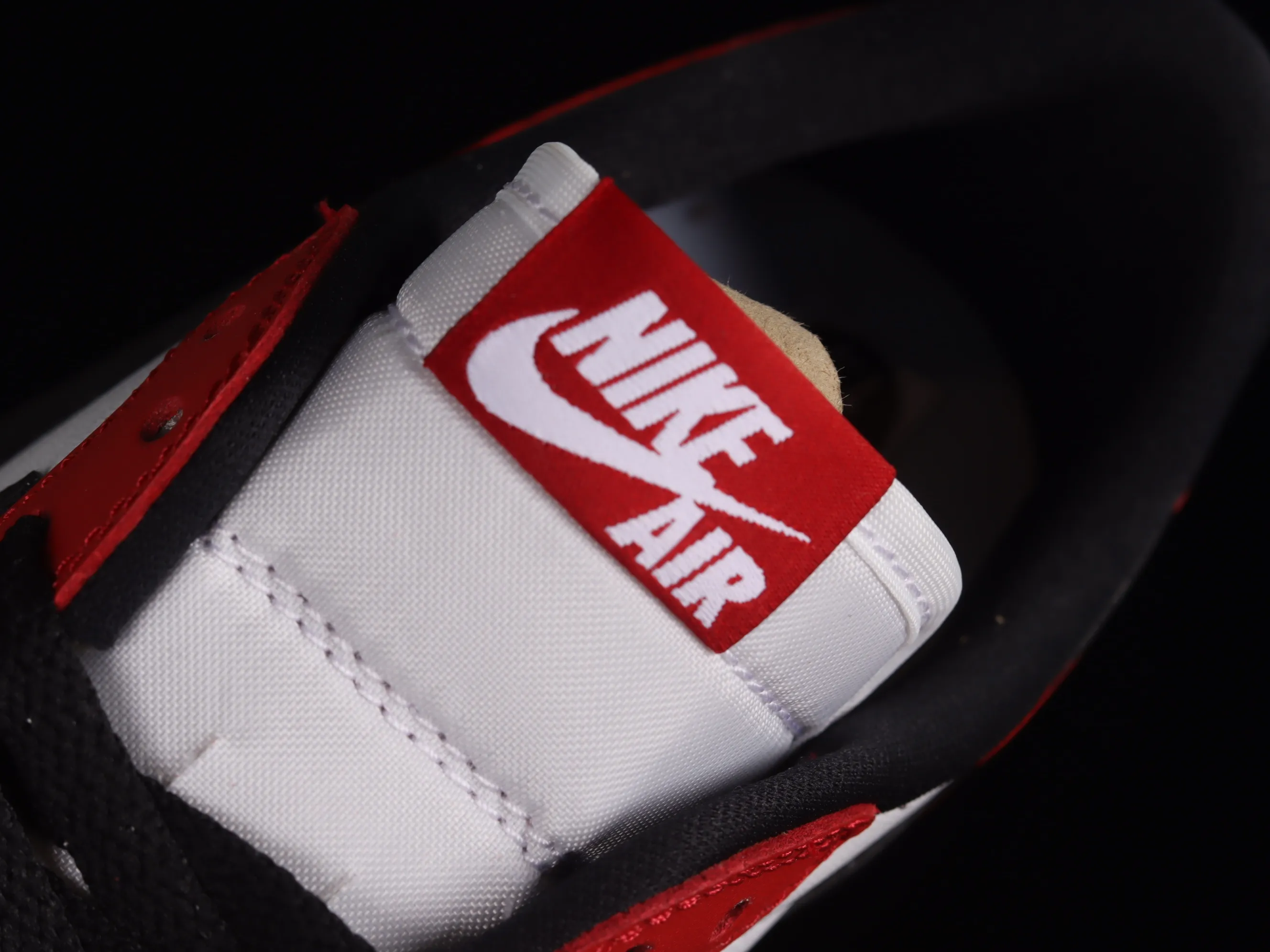 All categories Air Jordan Jordan series basketball shoes Air Jordan 1 Low pure original version Air Jordan 1 Low OG "Chicago" AJ1 Joe 1 Chicago full head layer low-top basketball shoes 705329-600